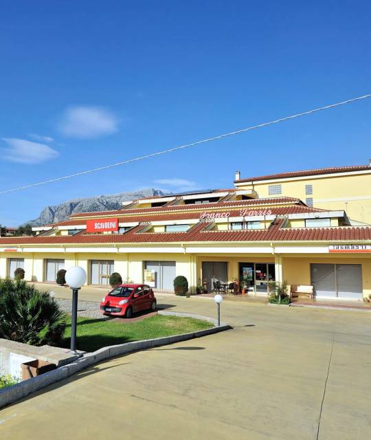 La sede